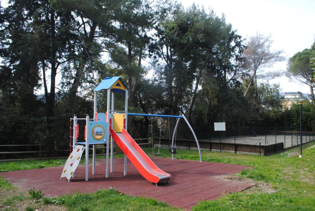 ראפאלו Raggio Di Sole - Pool, Tennis, Parking, Sea View & Relax מראה חיצוני תמונה